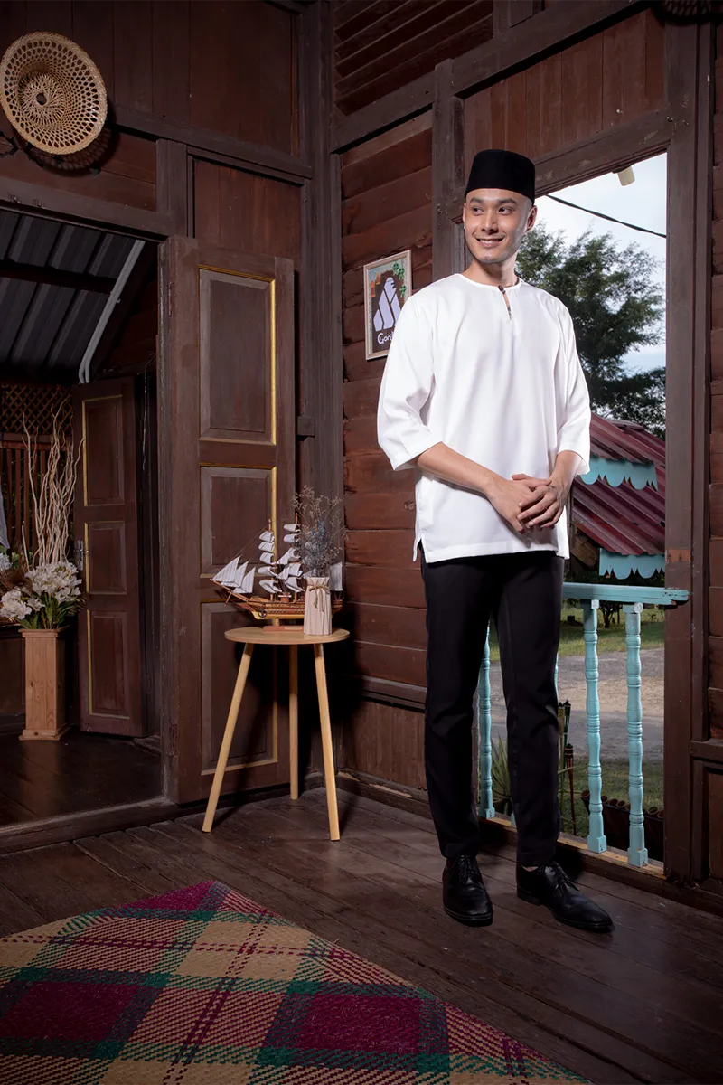 White Dewasa 2 White - Image 1